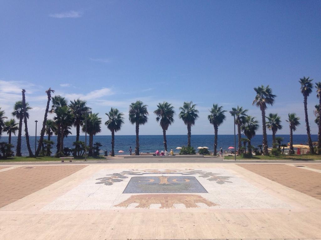 La Casa Sul Mare Bed & Breakfast Civitavecchia Bagian luar foto
