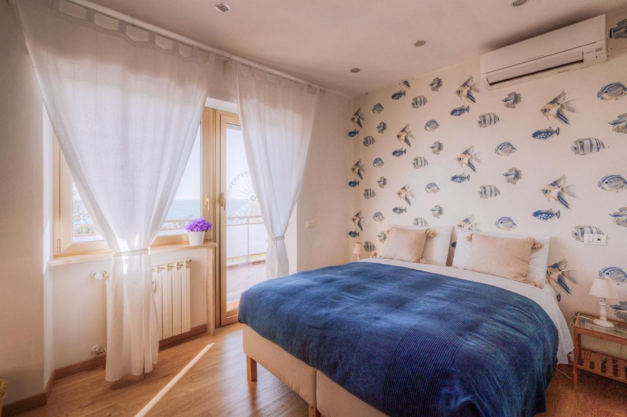 La Casa Sul Mare Bed & Breakfast Civitavecchia Bagian luar foto